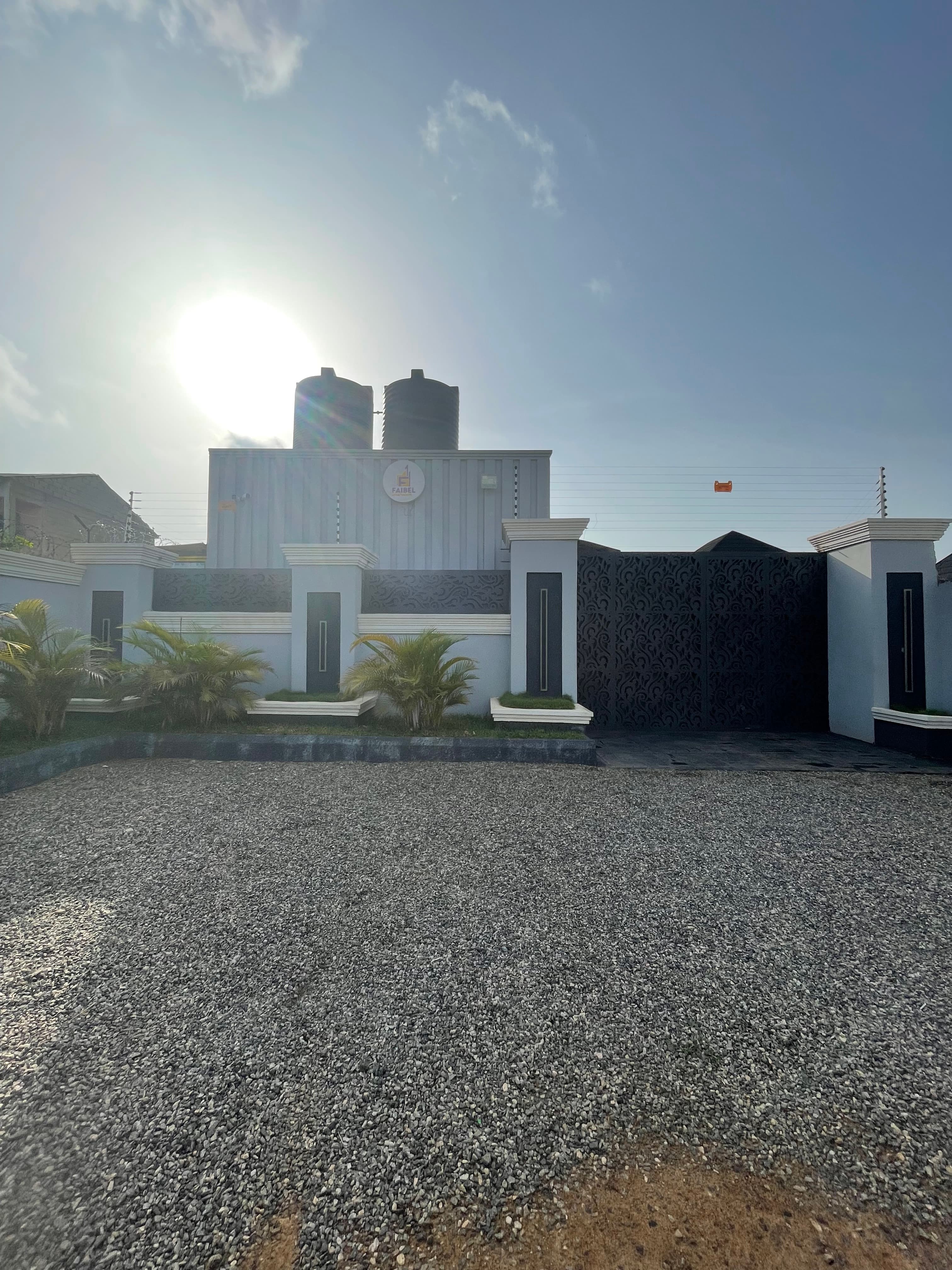 FAIBEL APARTMENTS - Image 1